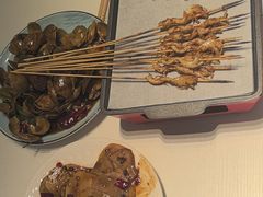 -嗨辣小聚·盘锦河蟹·海鲜烧烤龙虾(盘锦十年好店)