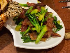 芥蓝炒腊味-熠盛粤味·顺德桑拿鸡(永康路店)