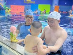 -龙格亲子游泳•水育早教运动中心