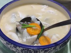 酸萝卜鲈鱼-四季小馆·地道北京小吃(广百店)