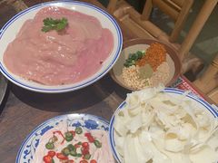 -周小明火锅(黑金冠社区店)