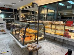 面包甜点陈列柜-面包新语(上地华联店)