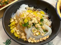 刮凉粉-东排食堂长沙小吃大排档(五一广场店)