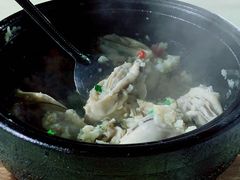 金银蒜石锅蠔-蚝家菜馆(沙井店)
