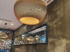 -香巴拉云南餐厅(华莱坞店)