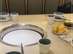 -左庭右院鲜牛肉火锅(浦江欢乐颂店)