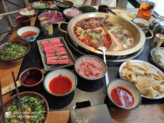 -王婆乔鲜鱼自助火锅(蜀汉路店)