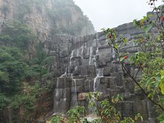 -龙潭大峡谷