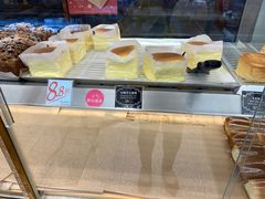 面包甜点陈列柜-早安巴黎(四季坊店)