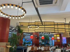 -刘姐啤酒鱼民族演艺餐厅(西街总店)