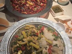 -小鱼小牛·鱼牛干锅·脆鱼火锅(世欧广场店)