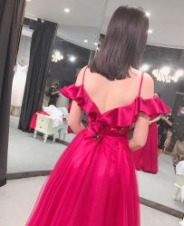 -艾米丽婚纱礼服