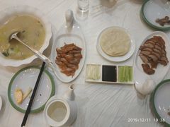 -皇宫大酒店
