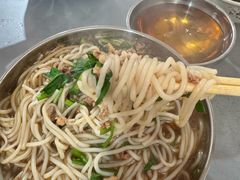 -正宗杨记普洱酸醋米线(总店)