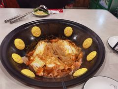 -小火炕铁锅炖鱼