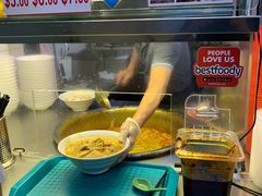 -亚王咖喱鸡米粉面