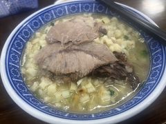 -崇德楼水盆牛羊肉泡馍馆(文艺路店)