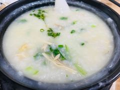 -正東记港味烧腊餐室(天鹅湖银泰城店)
