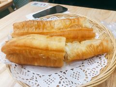油条-弄堂咪道-饭香·面香·馄饨香(汇锦广场店)