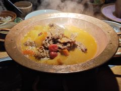 罐罐新晃牛肉-吃饭皇帝大土家民族菜(正大广场店)