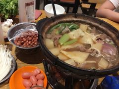 -范贤光鸡公煲(平乐园总店)