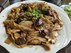 -壹阁胡羊焖饼(特色小吃街店)