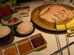 -猪啊牛呀羊啊铜盘烤肉(正大广场店)