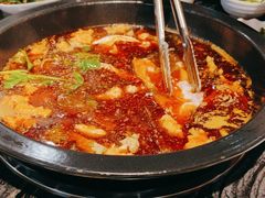 -老船舫·现做活鲜鱼馆(东郊记忆店)