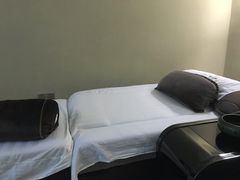 -颐而康·按摩·艾灸·足疗(汽车东站店)