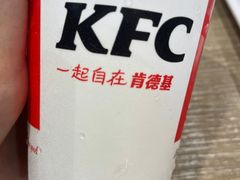-肯德基(成都机场T2到达精选店)
