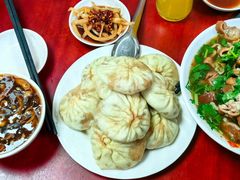 -小胖包子王(光明楼店)