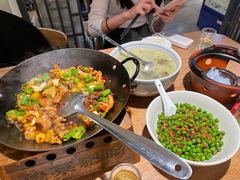 -聚鑫朋酸菜肥肠(文艺路口店)