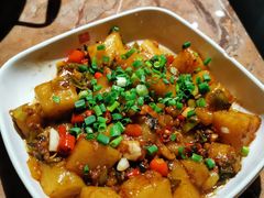 酸菜米豆腐-唐伯虎新派湘菜馆(石夏时代广场店)