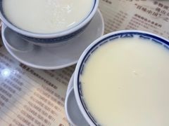 -周大娘牛乳(旧寨古村总店)