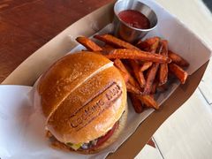 鹅肝牛肉汉堡-Cooking Man(中懋天地店)