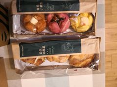 -星巴克(天津东江道香年广场店)