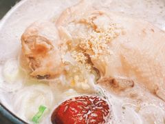 -长寿参鸡汤(朝韩风情街店)