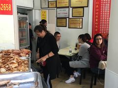 -赵家牛肉砂锅(台西三路店)