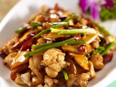 炒野山菌-香巴拉云南餐厅(华莱坞店)