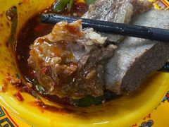 -银同牦牛肉火锅