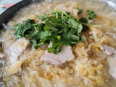 -金卯白肉罩火烧