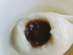 -老西白点心店