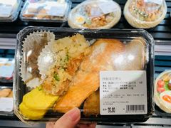 -七鲜超市(瑞虹天地太阳宫店)
