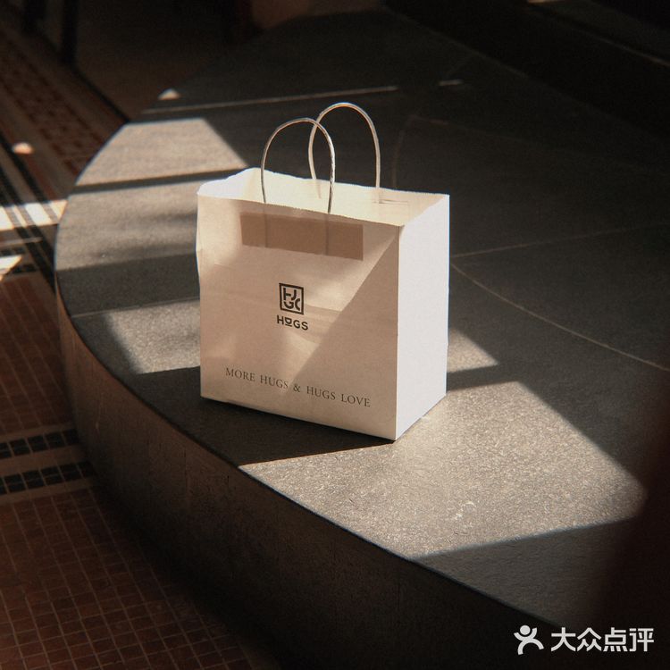 520礼物｜国民生巧HUGS▪️献给高级感的𝒚𝒐𝒖