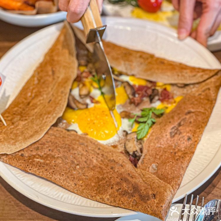 在深圳！！还有谁不知道它家的可丽饼 ​🥰