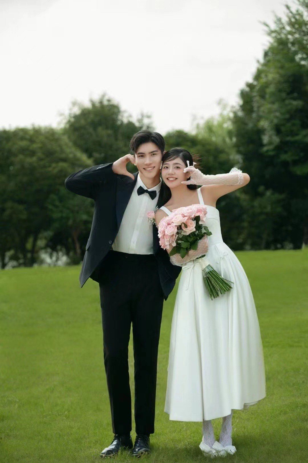 高安婚纱照丨让我心动的草坪森系婚纱照93