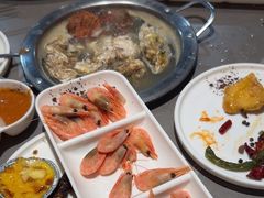 -黑金·寻焰自助百汇·烤肉·火锅(中街店)