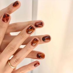 -摩睫+皮肤管理·科学美容中心