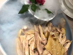 盐焗手撕鸡-尚一汤·粤菜海鲜(环球港店)