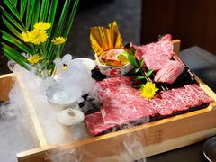 -铭牛烧肉·和牛海鲜自助(高新月牙湖店)